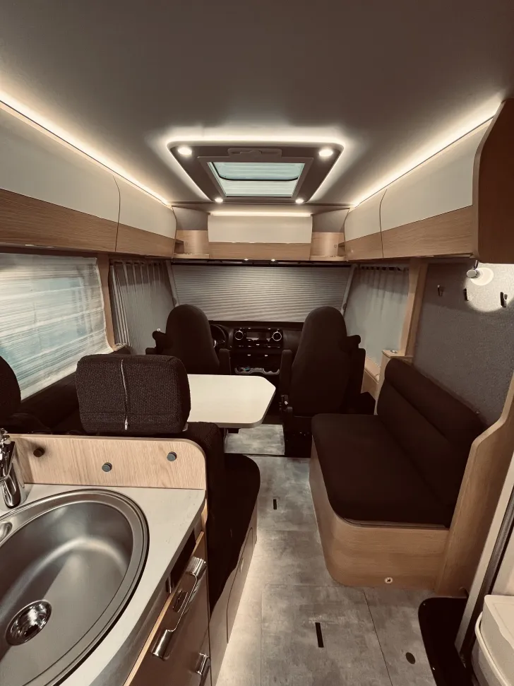 Fahrzeugbild Hymer B-Klasse MC I 550 BlackLine Dachklima, kein Hubbett, Solar #16