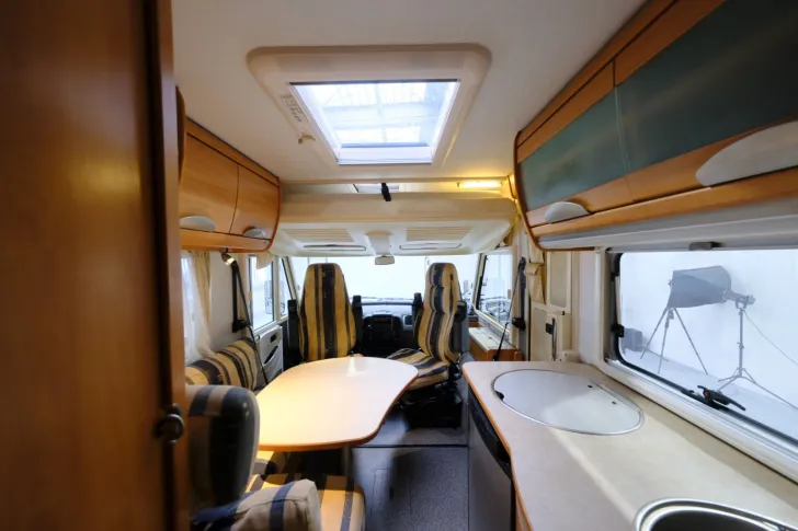 Fahrzeugbild Hymer B 504/Festbett+Hubbett/Klima/Solar/DPF-Grün #12