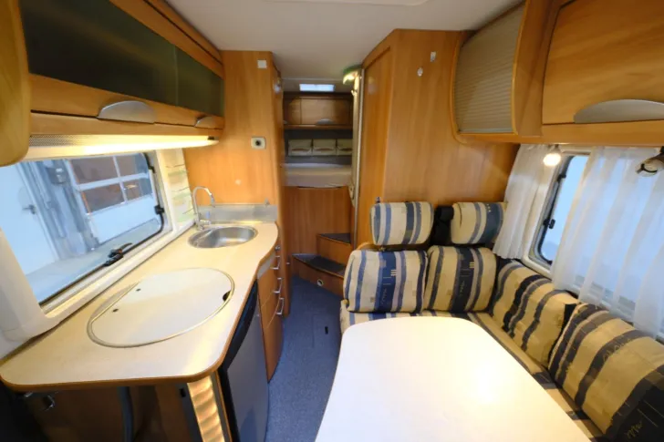 Fahrzeugbild Hymer B 504/Festbett+Hubbett/Klima/Solar/DPF-Grün #15