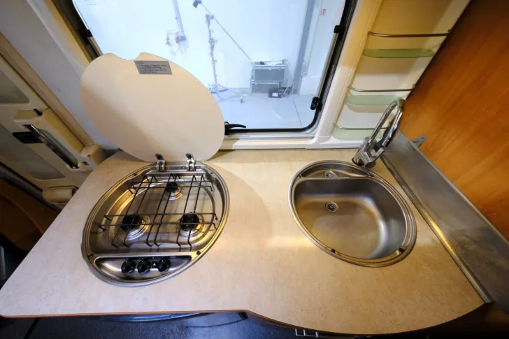 Fahrzeugbild Hymer B 504/Festbett+Hubbett/Klima/Solar/DPF-Grün #21