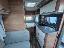 Fahrzeugbild Weinsberg CaraOne EDITION HOT 420 QD #6