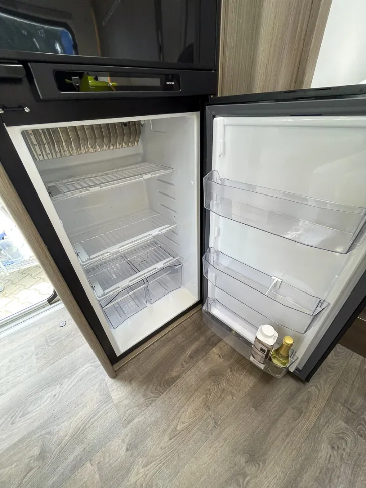 Fahrzeugbild Carado T447 Ford *RFK*Hubbett*Fahrradträger* #31