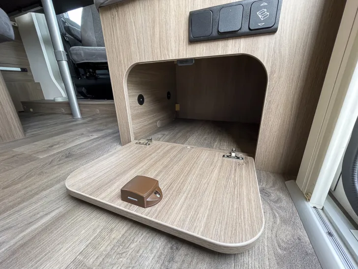 Fahrzeugbild Carado T447 Ford *RFK*Hubbett*Fahrradträger* #35