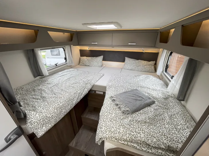 Fahrzeugbild Carado T447 Ford *RFK*Hubbett*Fahrradträger* #42