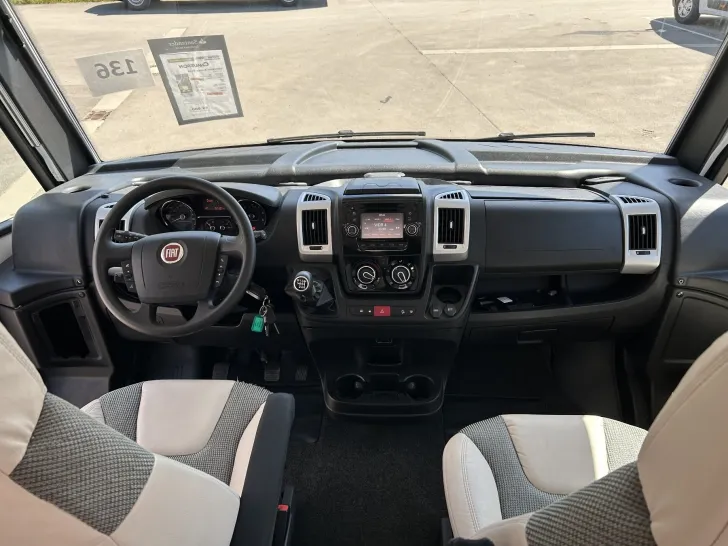 Fahrzeugbild Chausson Exaltis 6010 #11