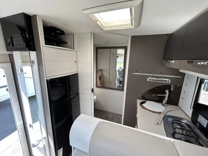 Fahrzeugbild Chausson Exaltis 6010 #24