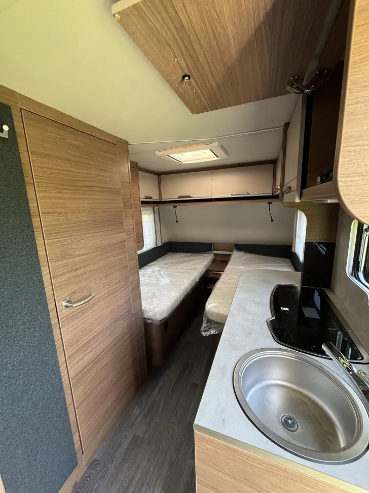 Fahrzeugbild Knaus Sport 460 EU #7