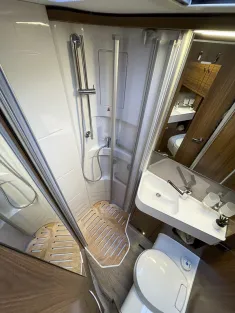 Bild 29 Hymer B-MC I 600 WhiteLine *5ter-Sitz*Solar*Combi6E*