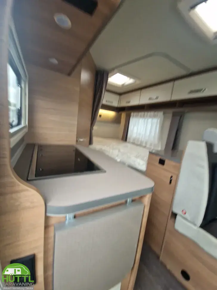 Fahrzeugbild Weinsberg CaraLoft 550 MF Verfügbar 11/26 #17