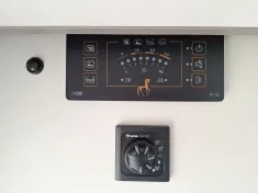 Bild 21 Etrusco T 7400 SB Complete Selection MARKISE SAT