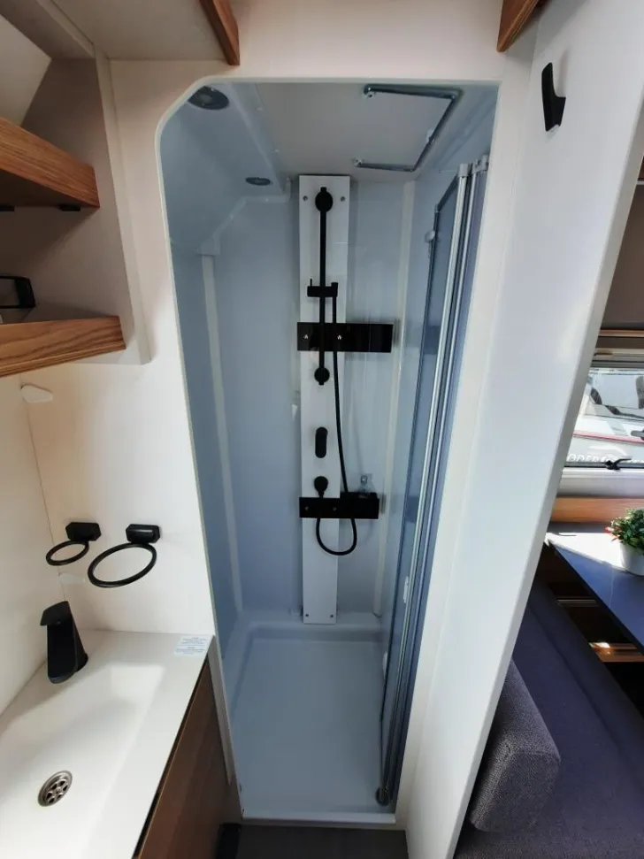 Fahrzeugbild Dethleffs Nomad 490 EST Verfüg./Sparen Sie 4.882,- € #14