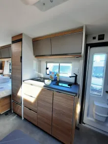 Fahrzeugbild Dethleffs Nomad 490 EST Verfüg./Sparen Sie 4.882,- € #8