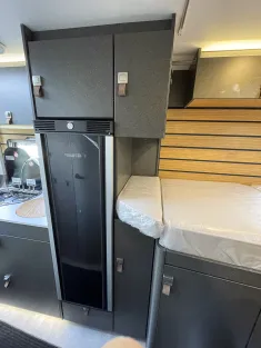 Bild 19 Hymer ML-T 580 *Arktis*Autarkie*Solar*Sat*XXL-Bett*