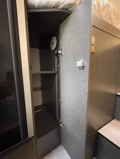 Bild 29 Hymer ML-T 580 *Arktis*Autarkie*Solar*Sat*XXL-Bett*