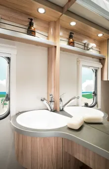 Fahrzeugbild Hymer Eriba Feeling 425 #3