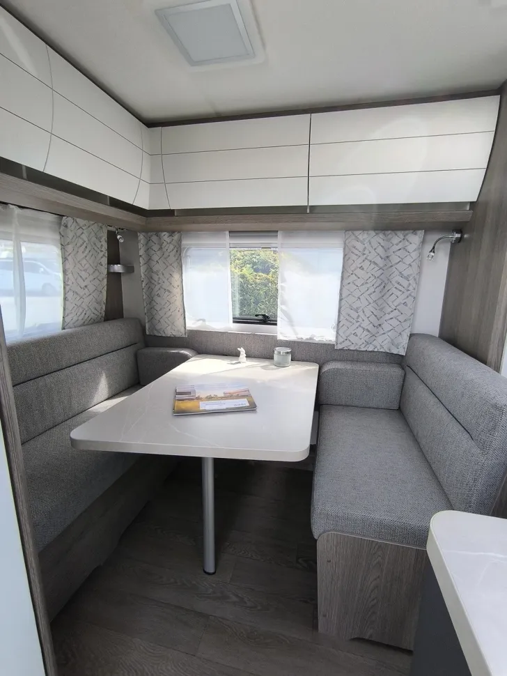Fahrzeugbild Hobby Ontour 390 SF #11