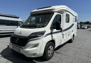 Van 374