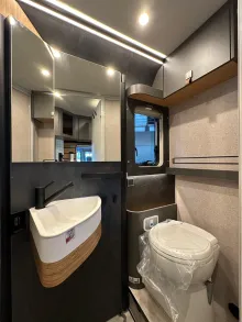 Fahrzeugbild Hymer Venture S Mercedes Angebot des Monats !! #27