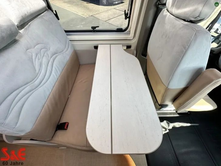 Fahrzeugbild Bürstner Delfin Limited C 621 #12