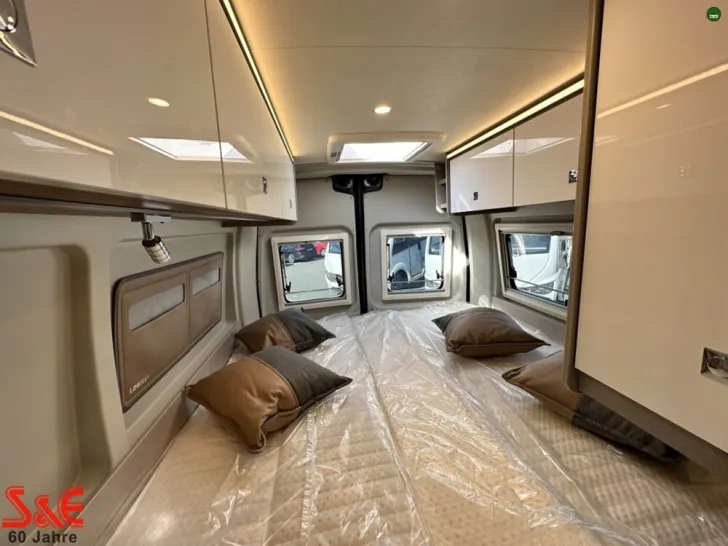 Fahrzeugbild Bürstner Delfin Limited C 621 #15