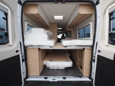 Bild 13 Roadcar R 640, AFIL- Paket, 3. Bett, Isofix, Push Aktion