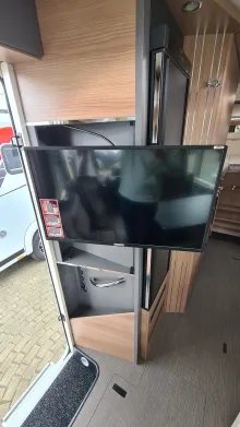 Fahrzeugbild Carthago C2-tourer I 147 RB-LE „K“ lightweight 3.5t *junger Gebrauchtwagen* #10