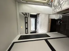Bild 2 Hymer Eriba Nova 310