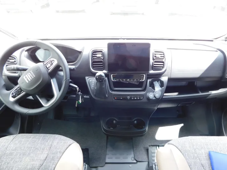 Fahrzeugbild Dethleffs Globetrail 600 DS Fiat Digital-Pkt, Automatik #8