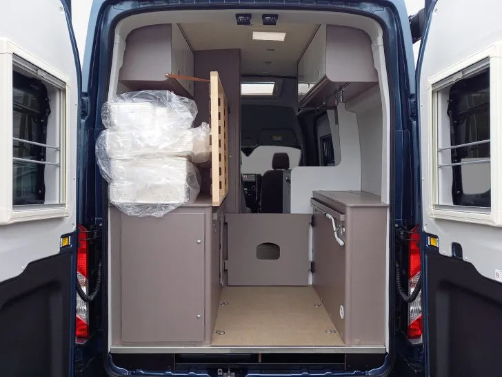 Fahrzeugbild Bürstner Signeo C 550 Automatik C550 Bahia 23-II #7