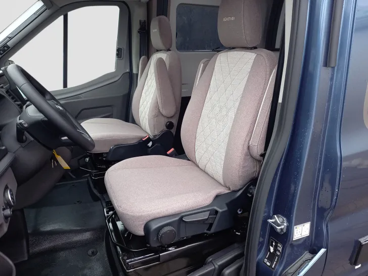 Fahrzeugbild Bürstner Signeo C 550 Automatik C550 Bahia 23-II #9