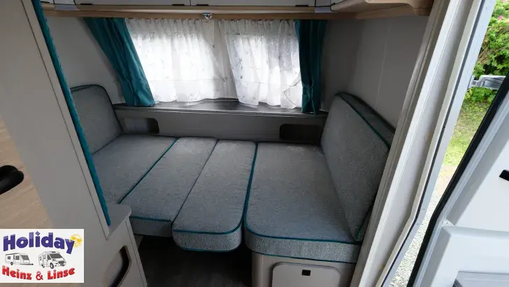 Fahrzeugbild Hymer Eriba Touring 530 Harbour Blue Edition Auflastung 1.400 kg #12