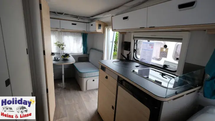 Fahrzeugbild Hymer Eriba Touring 530 Harbour Blue Edition Auflastung 1.400 kg #17