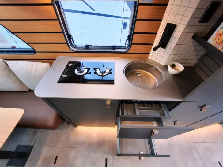 Fahrzeugbild Hymer Venture S Verfüg./Sparen Sie 45.197,- € #16