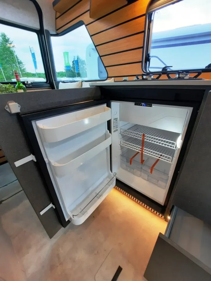 Fahrzeugbild Hymer Venture S Verfüg./Sparen Sie 45.197,- € #17