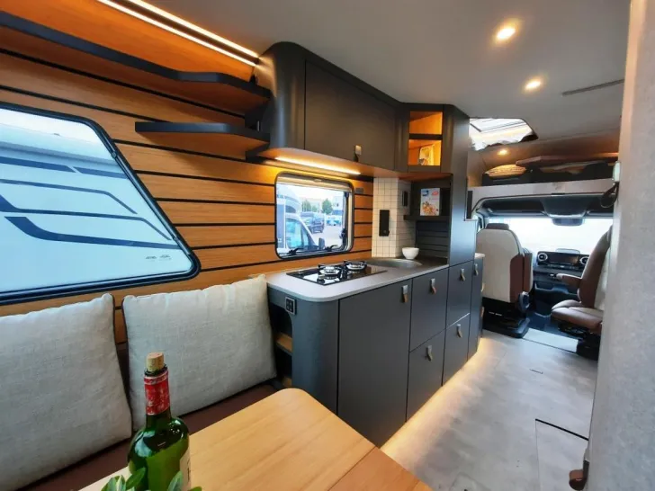 Fahrzeugbild Hymer Venture S Verfüg./Sparen Sie 45.197,- € #7