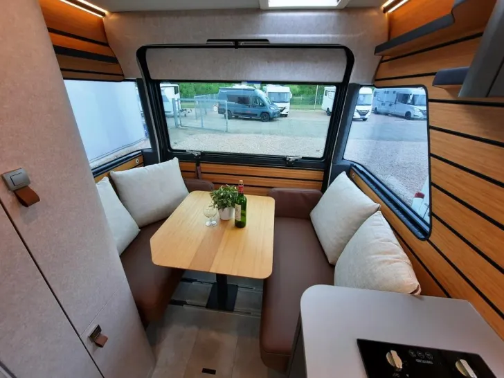 Fahrzeugbild Hymer Venture S Verfüg./Sparen Sie 45.197,- € #9