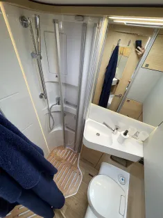 Bild 27 Hymer B-MC I 580 *Arktis*Premium*Solar*XXL-Bett*