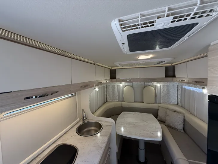 Fahrzeugbild Eura Mobil Activa One 650 HS KLIMA 4,4t TRAVEL+PRESTIGE PAK #10