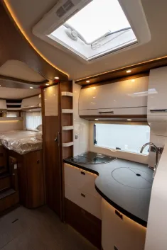 Bild 8 Carthago c-tourer  I 148 LE Automatik Kein Hubbett