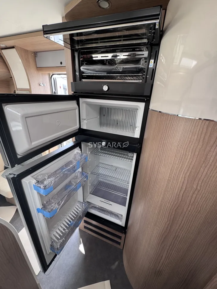 Fahrzeugbild Malibu I 490 RB-LE comfort 4.2t Mercedes 6 Pakete #12
