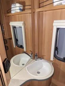 Fahrzeugbild Hymer Eriba Nova 470 #5