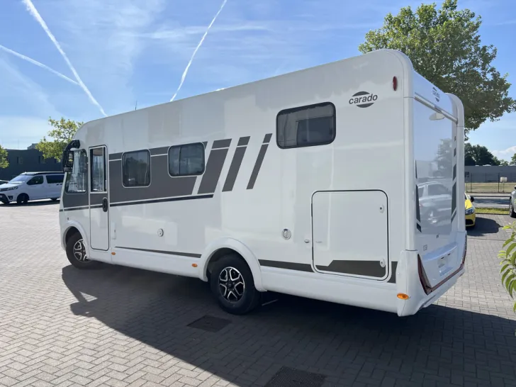 Fahrzeugbild Carado I 338 #2