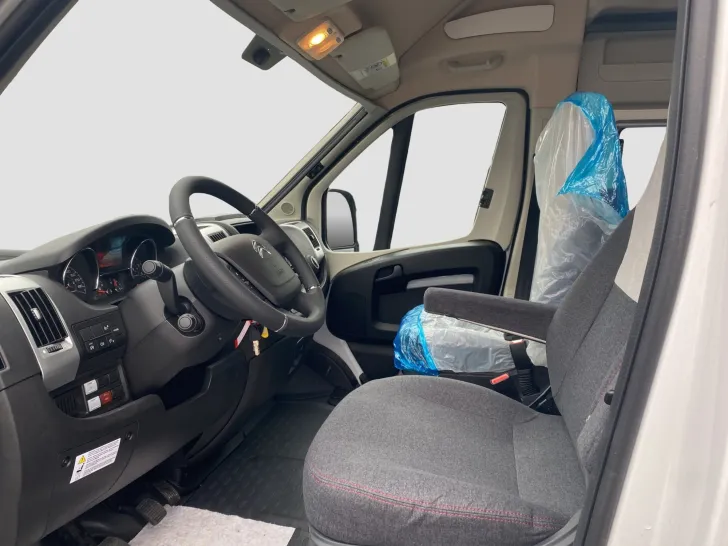 Fahrzeugbild Bürstner Campeo C 540 4x4 Navi/RFK/Markise/Fahrradträger #10