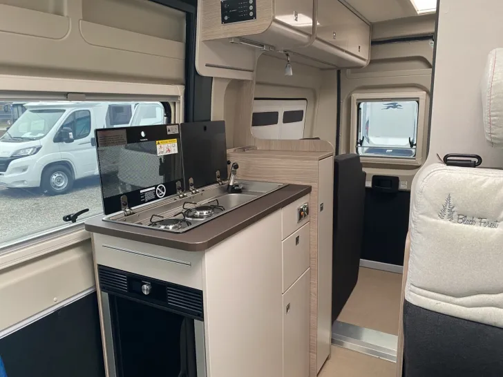 Fahrzeugbild Bürstner Campeo C 540 4x4 Navi/RFK/Markise/Fahrradträger #12