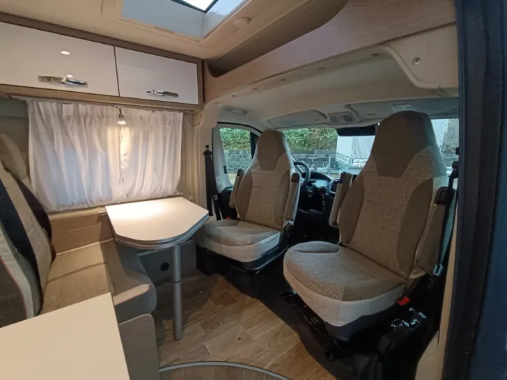 Fahrzeugbild Pössl D-Line 2WIN RS Plus Citroen 140 PS #9