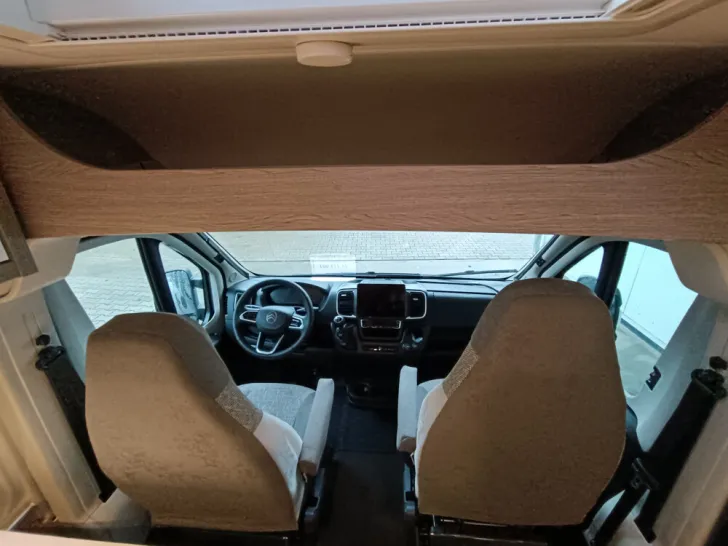 Fahrzeugbild Pössl D-Line 2WIN RS Plus Citroen 140 PS #16
