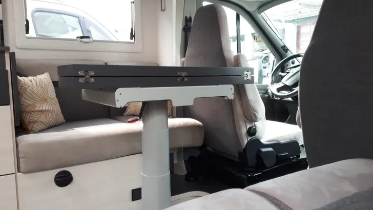 Fahrzeugbild Challenger Teilintegriert 337GA Graphite Ultimate - nach Mietsaison verfügbar! #8