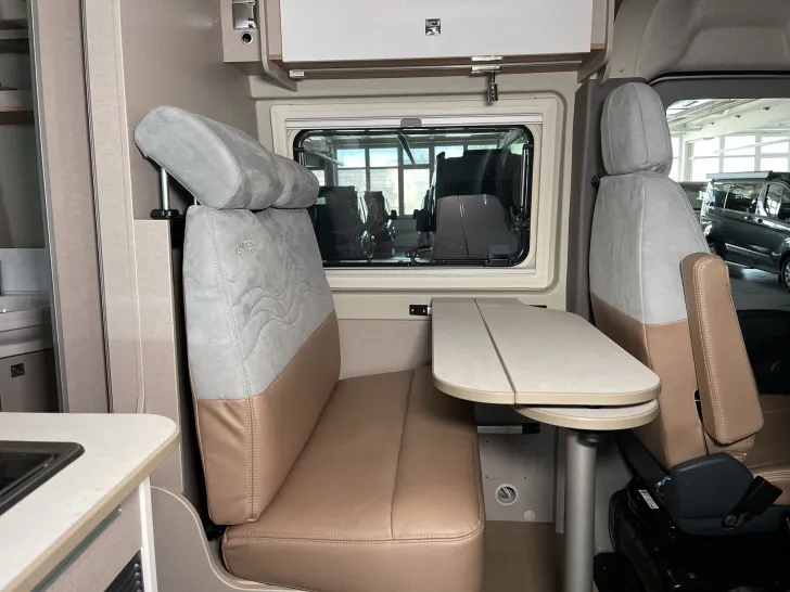 Fahrzeugbild Bürstner Delfin C 621 #20