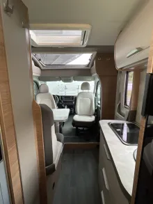 Sicht vorne-hinten Knaus Van TI 640 MEG VANSATION MAN Lager Abverkauf