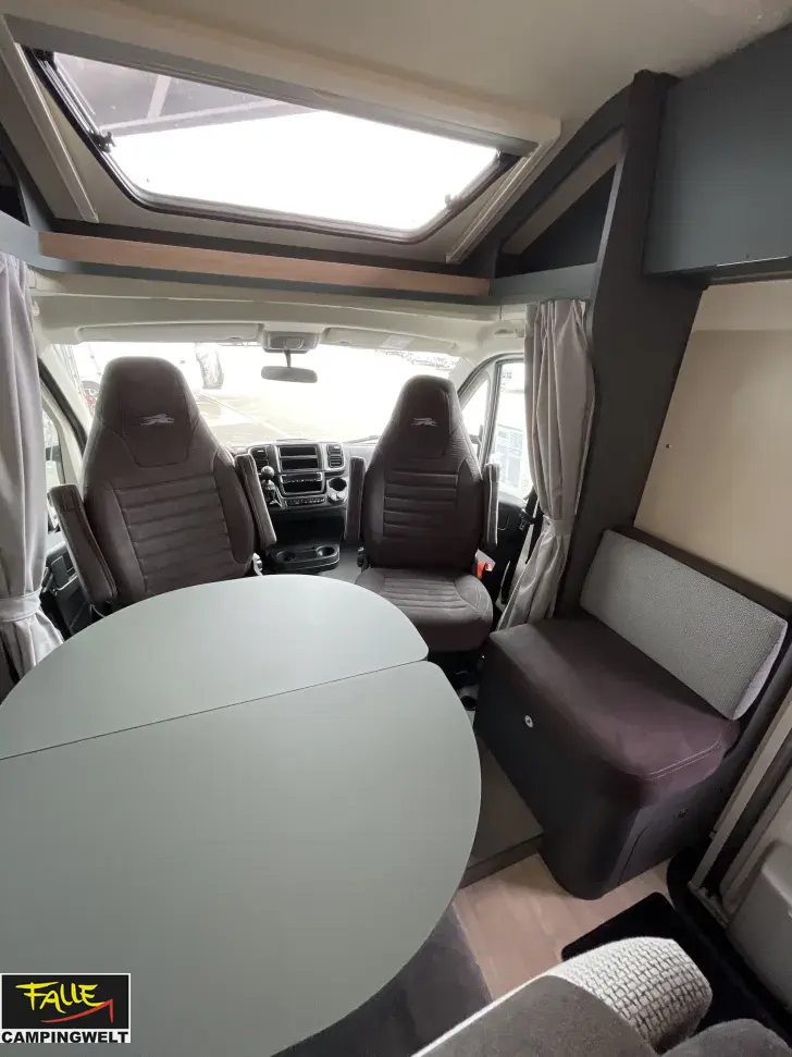 Sicht vorne-hinten Laika Kosmo L 319